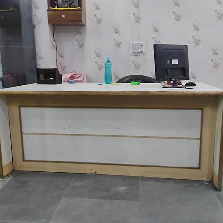 Shree Ji Hotell Greater Noida Eksteriør bilde