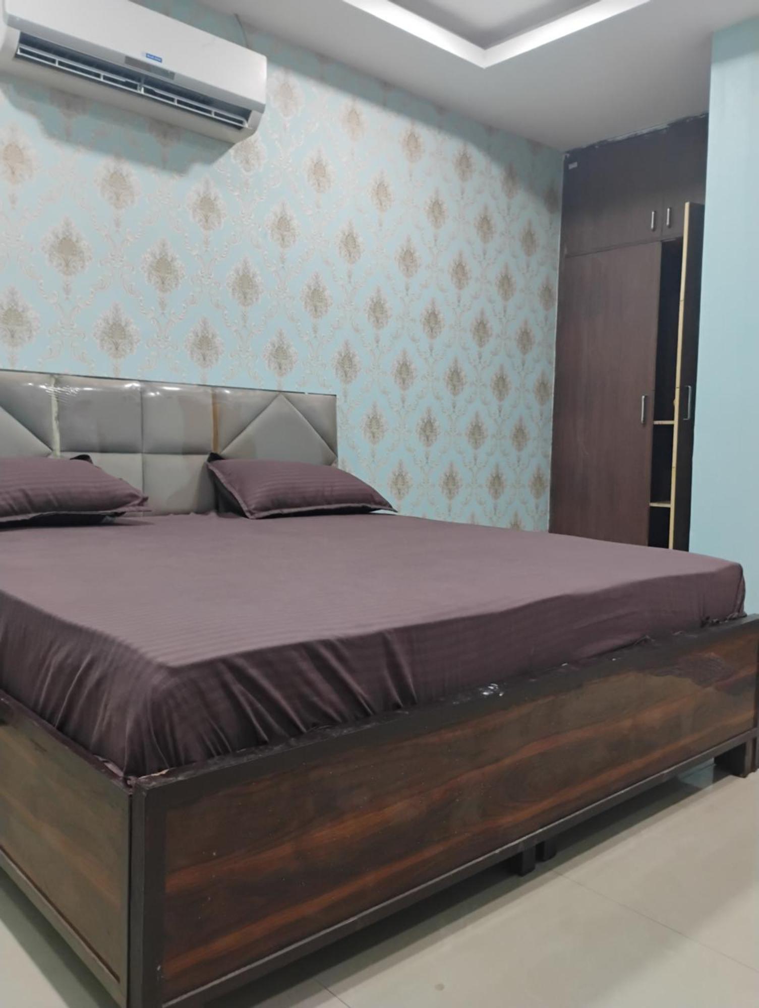 Shree Ji Hotell Greater Noida Eksteriør bilde